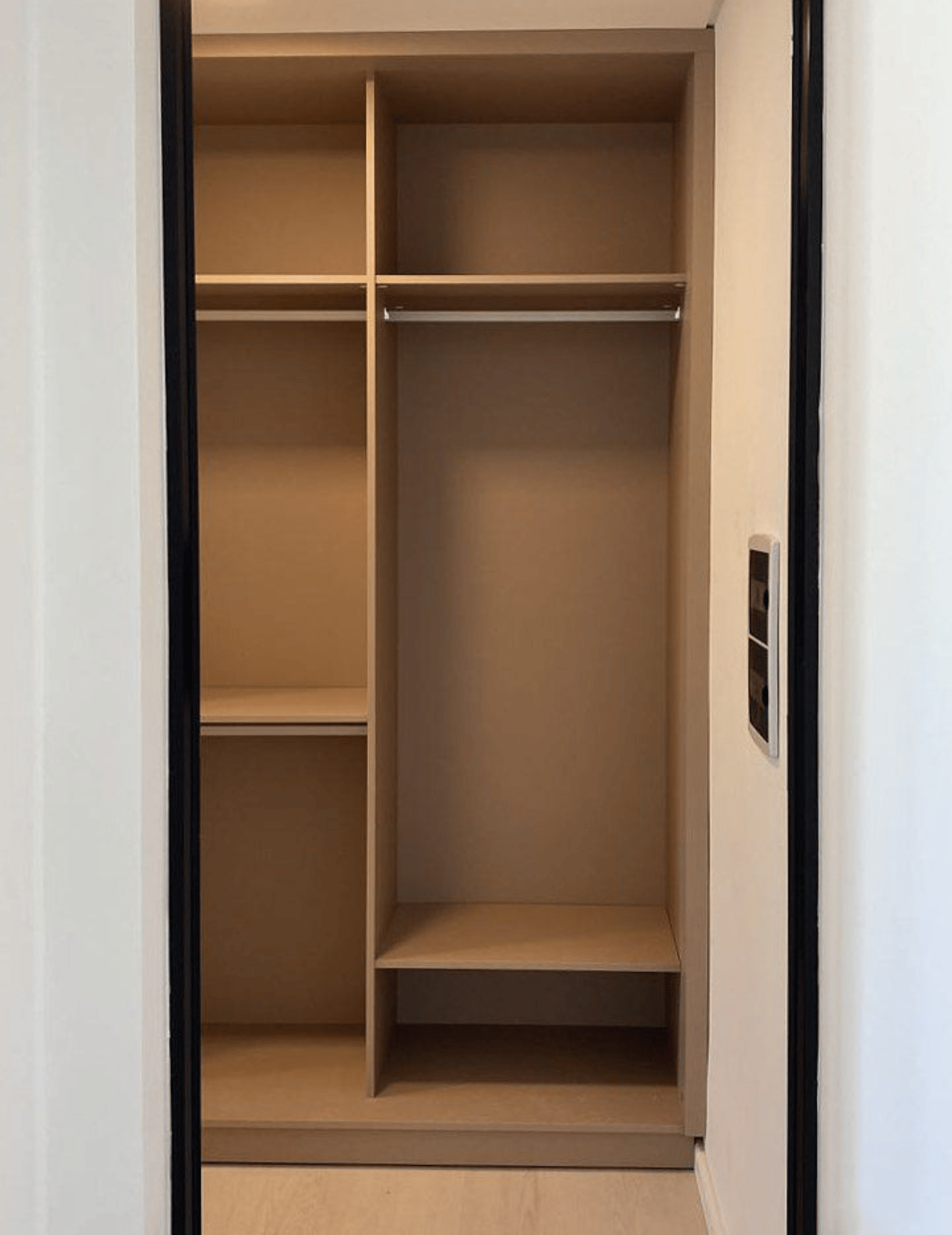 Vestidor de melamina elegante - Imagen 1