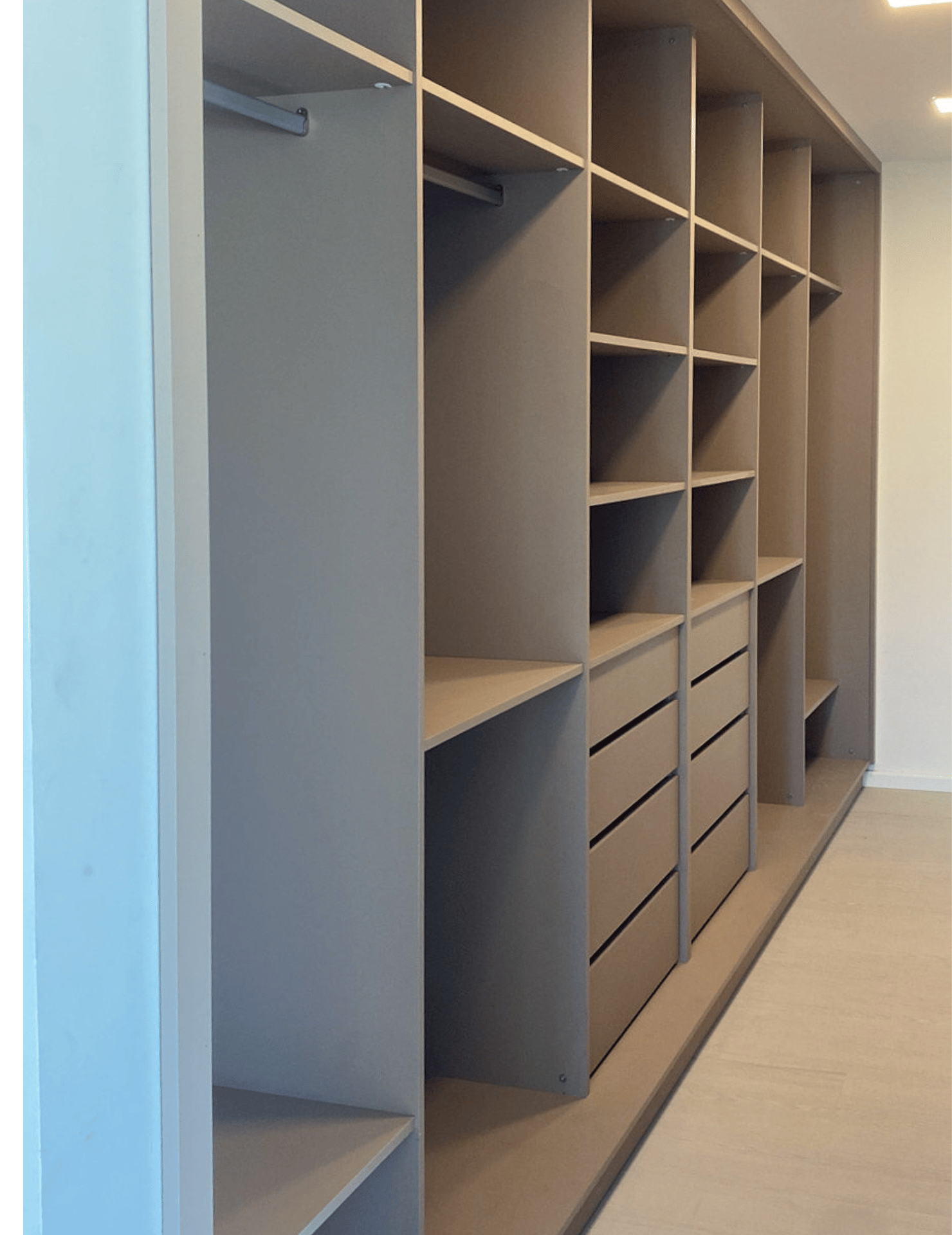 Vestidor de melamina minimalista - Imagen 4